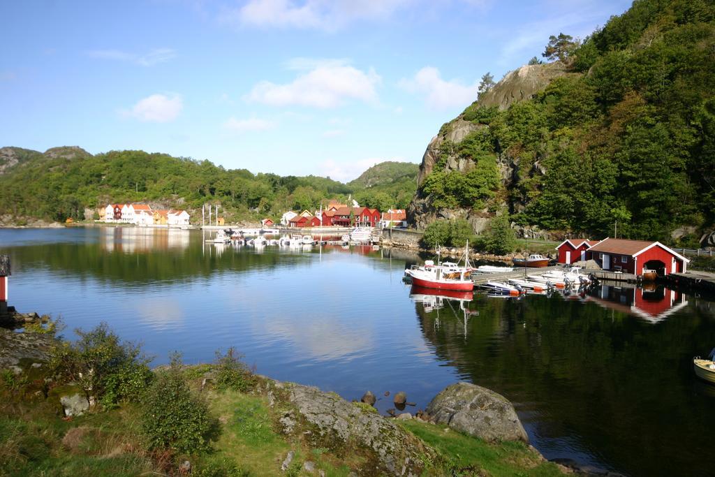Bjornevag Ferie Hotel Farsund Exterior foto